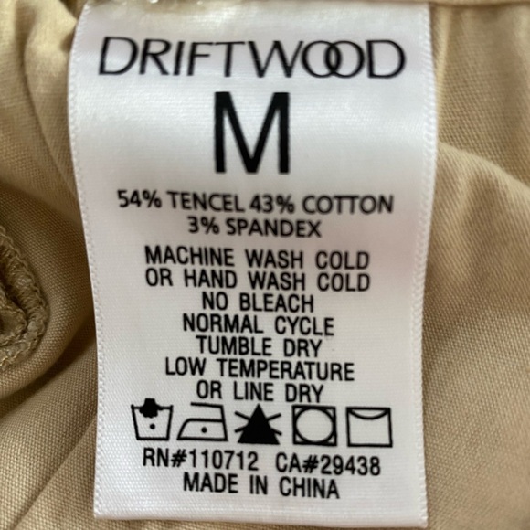 Driftwood Embroidered Chino Floral Straight Leg Pants NWT Size M - Picture 9 of 9